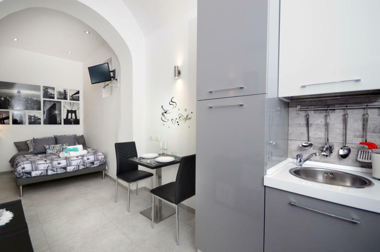 Alexandra Exclusive Apartment 那不勒斯 外观 照片